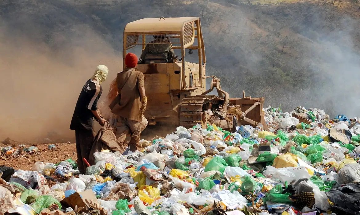Apenas oito estados do Brasil fazem tratamento de resíduos sólidos, aponta relatório – Sustentabilidade – CartaCapital