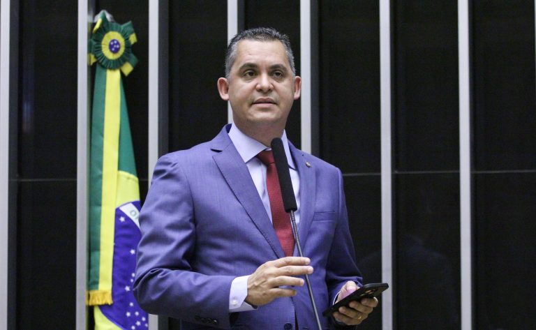 Discussão e votação de propostas legislativas. Dep. Gilson Daniel (PODE - ES)