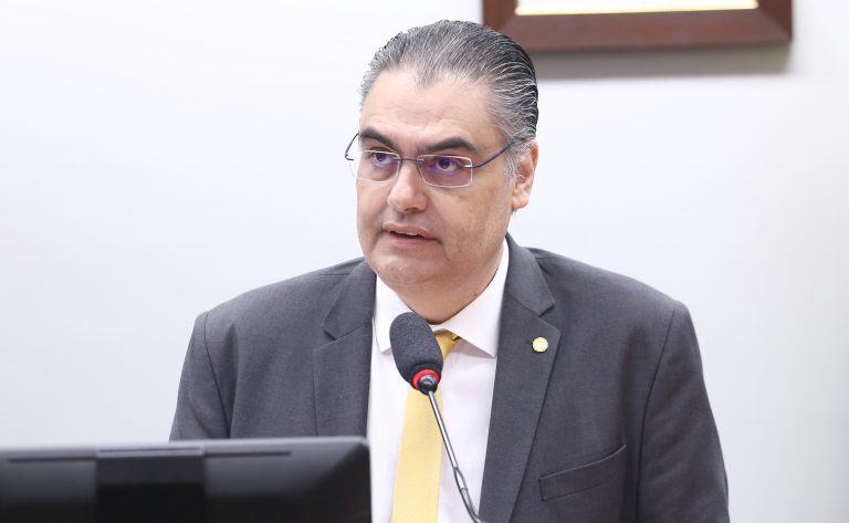 Instalação da comissão e eleição de presidente e vice-presidentes. Dep. Lafayette de Andrada (REPUBLICANOS - MG)