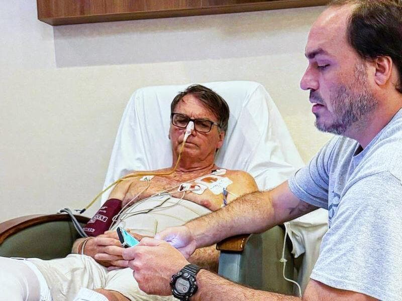 Conselho de medicina do DF investiga visitas a Bolsonaro na UTI