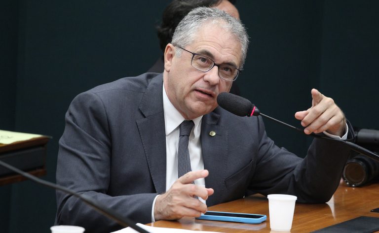 Audiência Pública - Movimentação de mercadorias em geral e sobre o trabalho avulso. Dep. Carlos Zarattini (PT - SP)