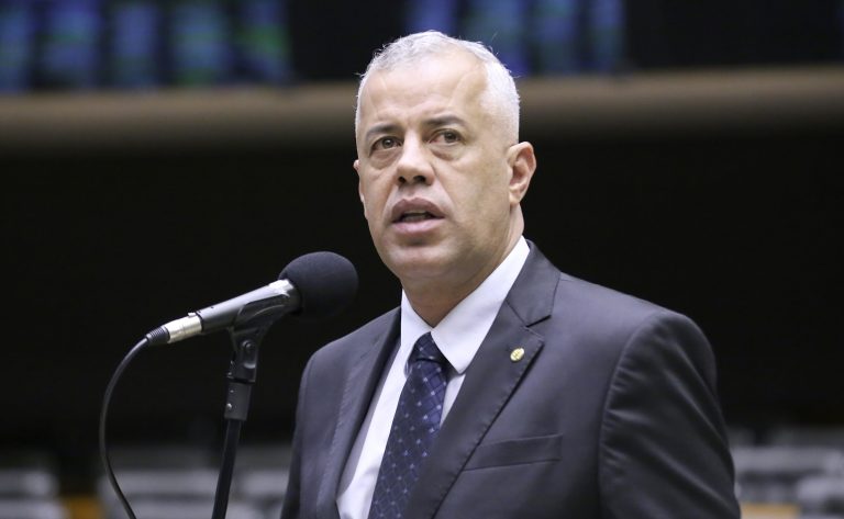 Discussão e votação de propostas legislativas. Dep. Evair Vieira Melo (PP - ES)