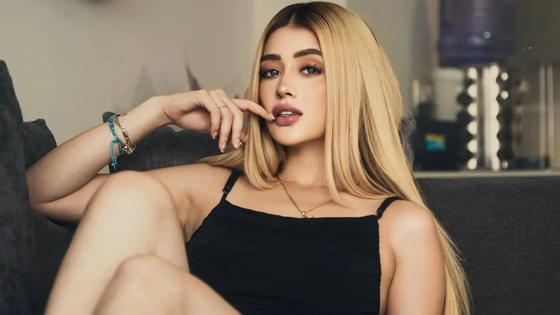 Influenciadora mexicana é morta ao vivo durante 'live' no Tiktok