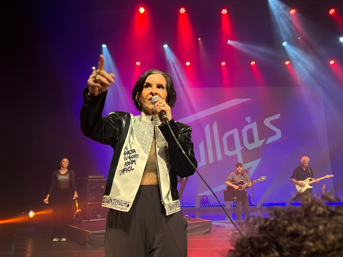Marina Lima celebra a vida, o amor e o irmão – CartaCapital