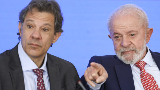 PT e Lula intensificam ofensiva pela “taxação dos ricos"