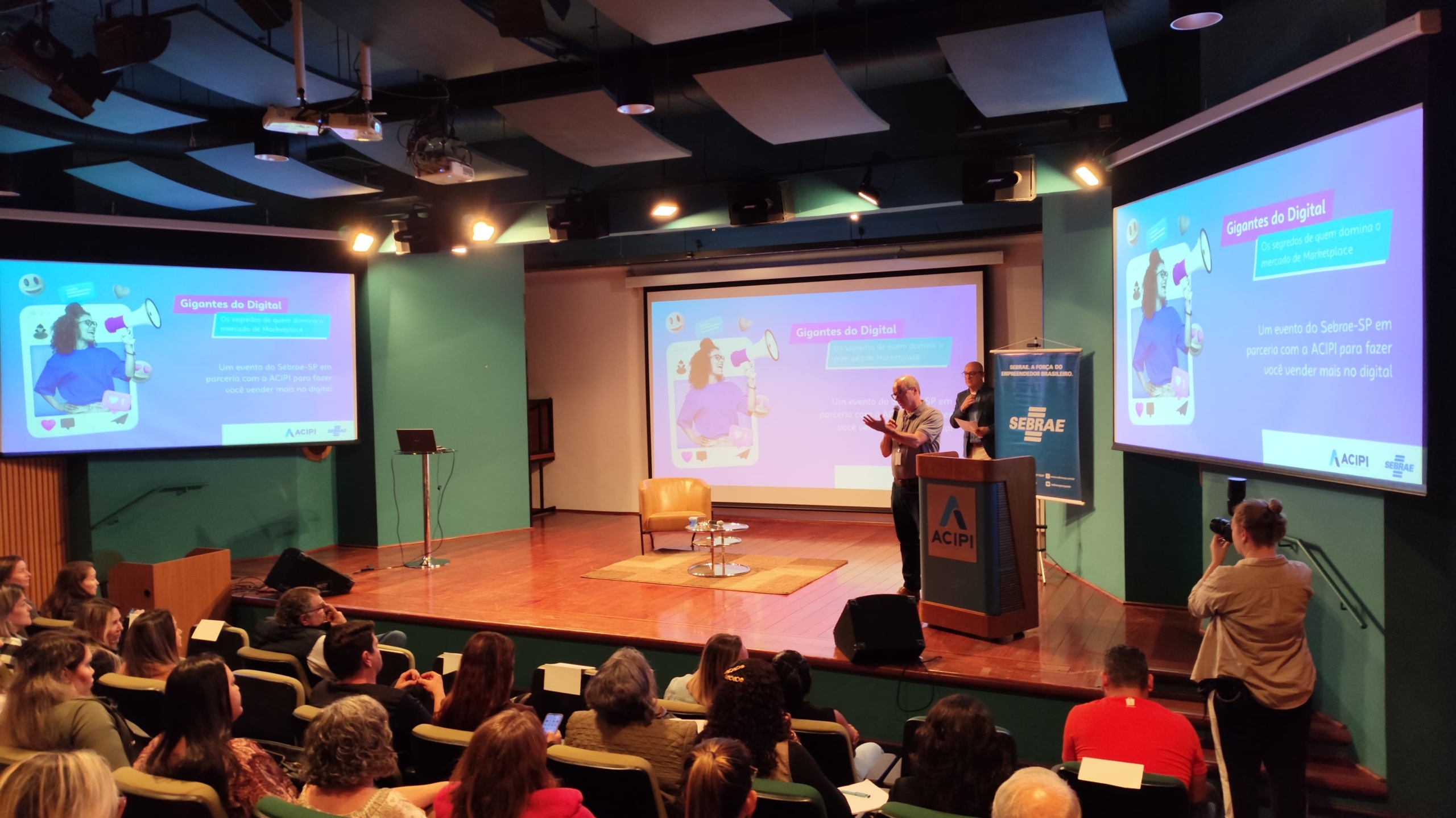 ‘Gigantes do Digital’ reúne 200 participantes em Piracicaba e apresenta estratégias para vender mais on-line | ASN São Paulo