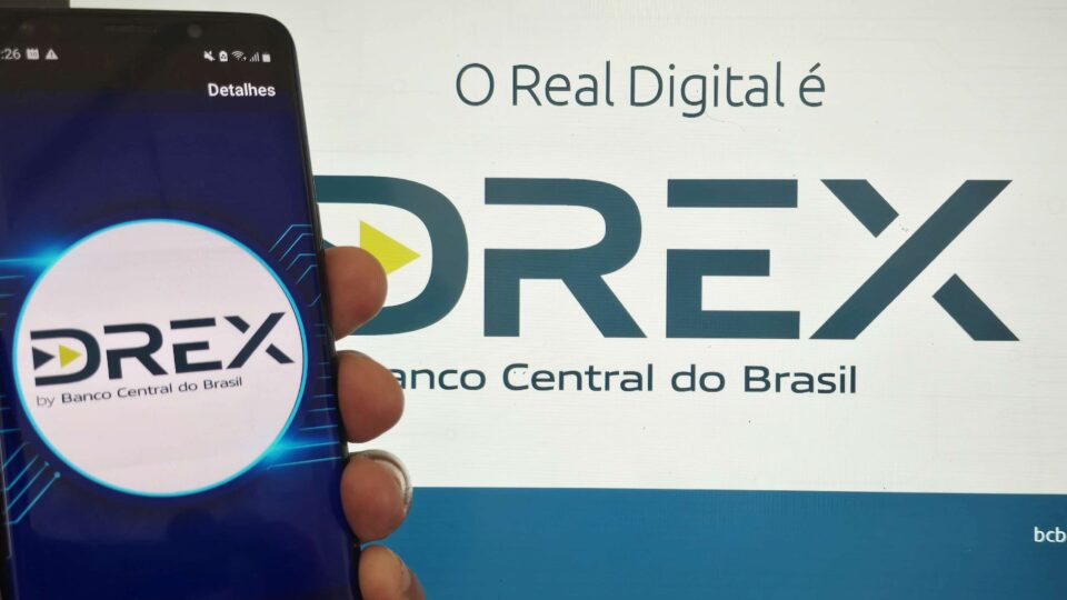 Banco Central adia lançamento e foca em versão "tímida"