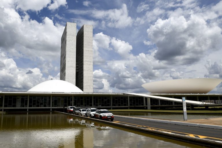 Brasília - Congresso - Palácio do Congresso Nacional - prédios públicos - Senado - Câmara dos Deputados