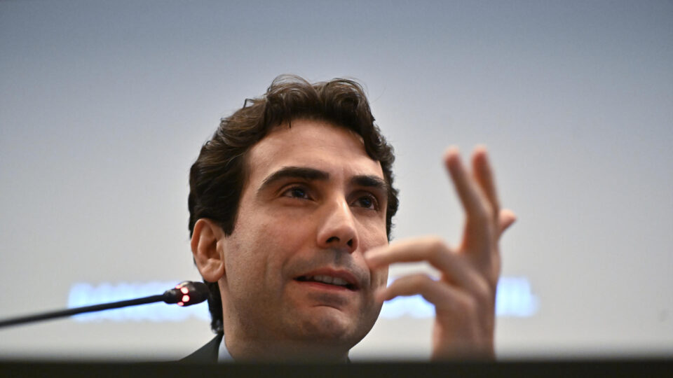 Risco fiscal, agro em alerta e tarifas dos EUA