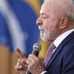 Lula e governadores travam embate sobre preço dos combustíveis