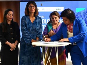 Ministérios assinam protocolo contra violência de gênero na política