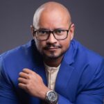 Formamos executivos profundos em finanças, operações, tecnologia, marketing ou pessoas. Criamos estruturas funcionais eficientes, métricas precisas e carreiras baseadas no domínio técnico crescente.