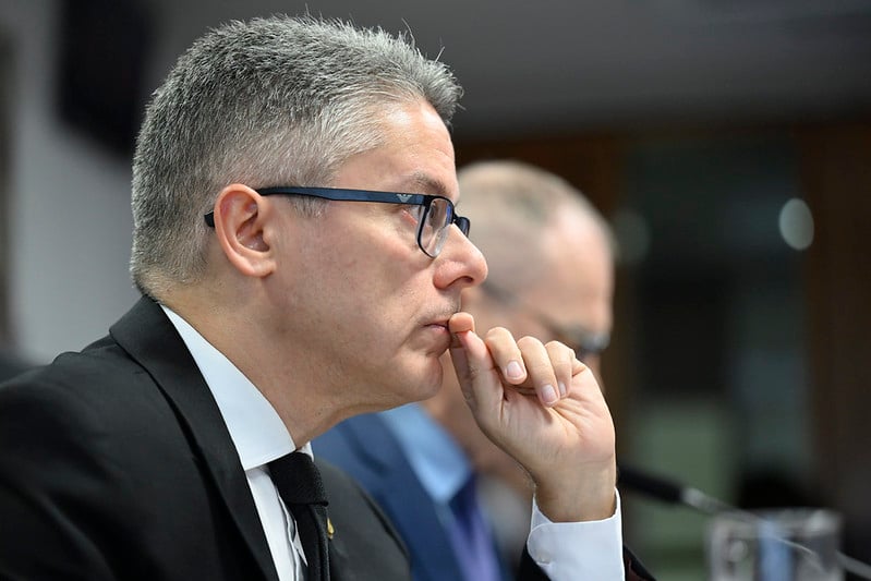 Alessandro Vieira pede a Gonet que enterre ação de Gilmar contra relatório de CPI – CartaCapital