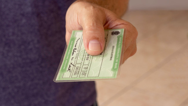 Prazo para tirar e regularizar título de eleitor vai até 6 de maio