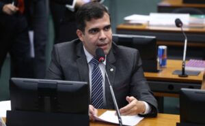 Discussão e votação de propostas legislativas. Dep. Ricardo Ayres (REPUBLICANOS-TO)