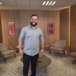 Empreendedor que saiu da periferia de São Paulo aposta no varejo da Baixada Santista e vira referência no setor