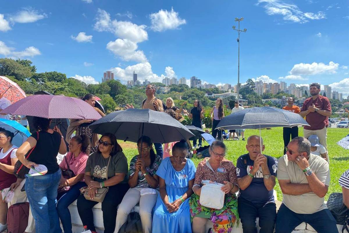 Evangélicos em evento da Igreja Universal na Sexta-feira Santa