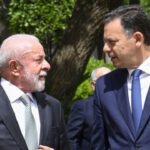 Lula chega a Portugal e trata de imigração com premiê e presidente