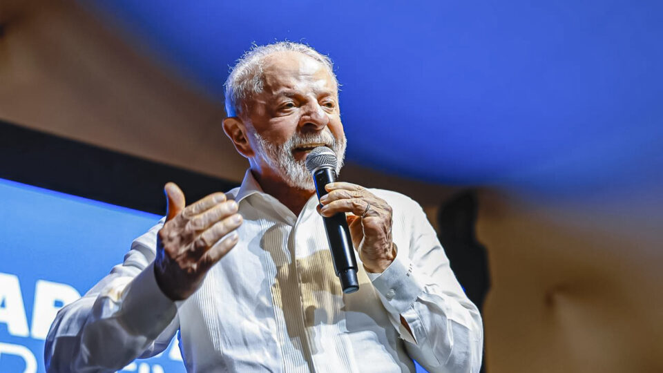 Sem ganho eleitoral com economia, Lula ativa “modo desespero”