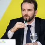 Desenrola 2.0 permitirá uso do FGTS para quitar dívidas, diz Durigan