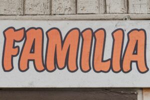 Bilinguismo nos EUA: como ensinar português aos filhos americanos