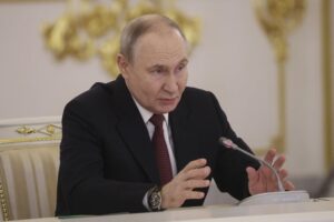 Putin diz que guerra na Ucrânia se aproxima do fim e critica Otan – CartaCapital
