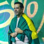 Ricardo Nunes participa da Arena R1 em São Paulo durante encontro empresarial inspirado no universo do futebol.