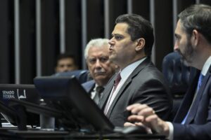 Alcolumbre agenda nova ‘pauta-bomba’ e amplia tensão com Lula no Senado – CartaCapital