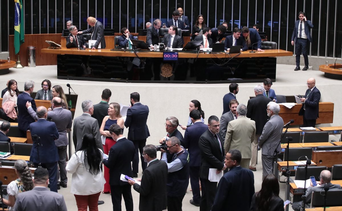 Câmara destinou R$ 1,3 bilhão em emendas sem revelar quais deputados escolheram os beneficiários – CartaCapital