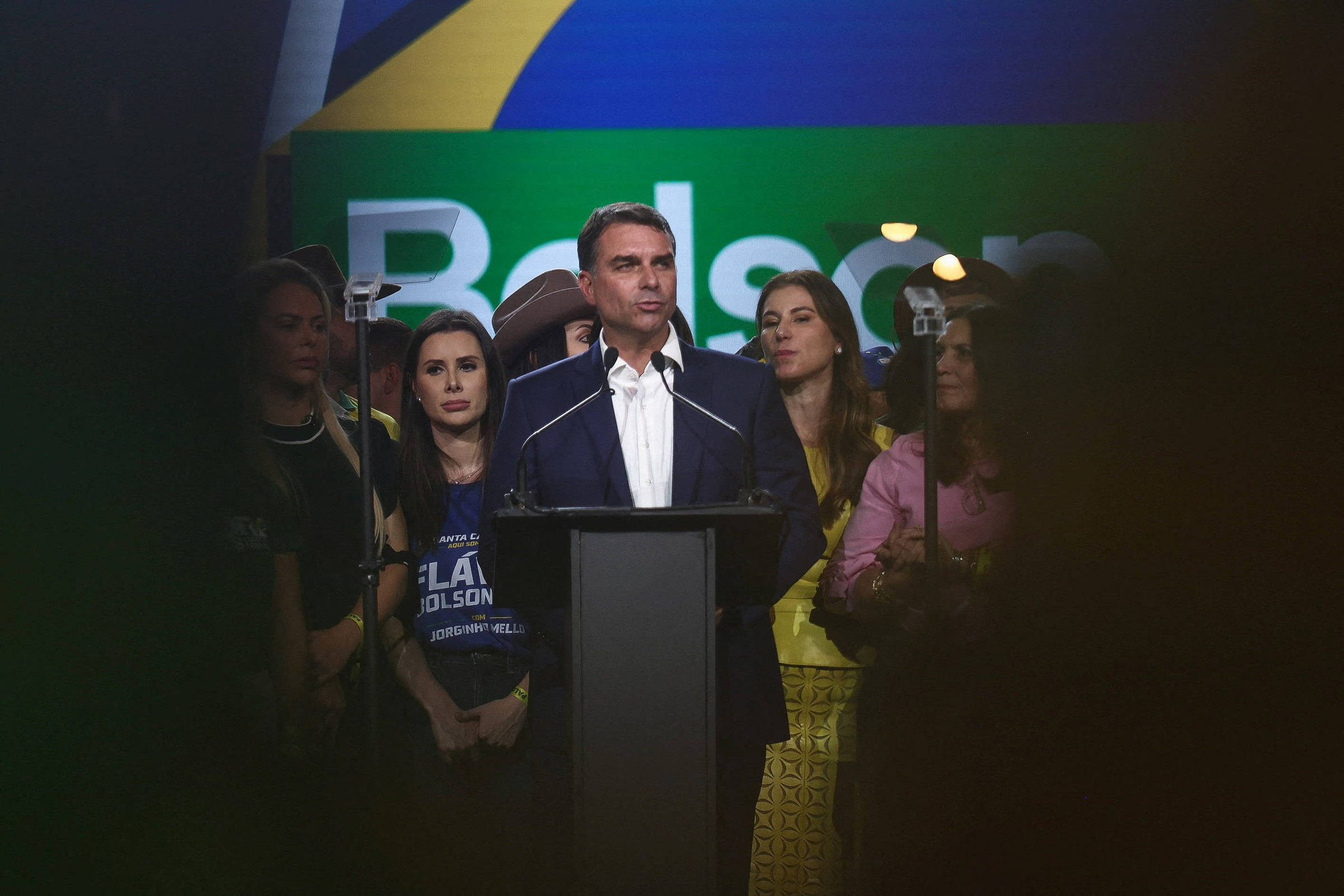 Flávio Bolsonaro tenta atrair o judiciário para a disputa - 27/07/2026 - Encaminhado com Frequência