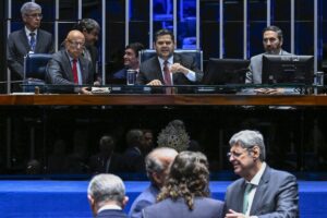 Governo e oposição chegam a acordo e abrem caminho para votação da MP do Frete  – CartaCapital