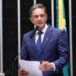 Deputado Marcelo Crivella (Republicanos-RJ) fala no Plenário da Câmara dos Deputados