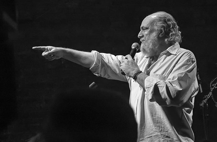 A crônica, o samba e a boemia de Aldir Blanc