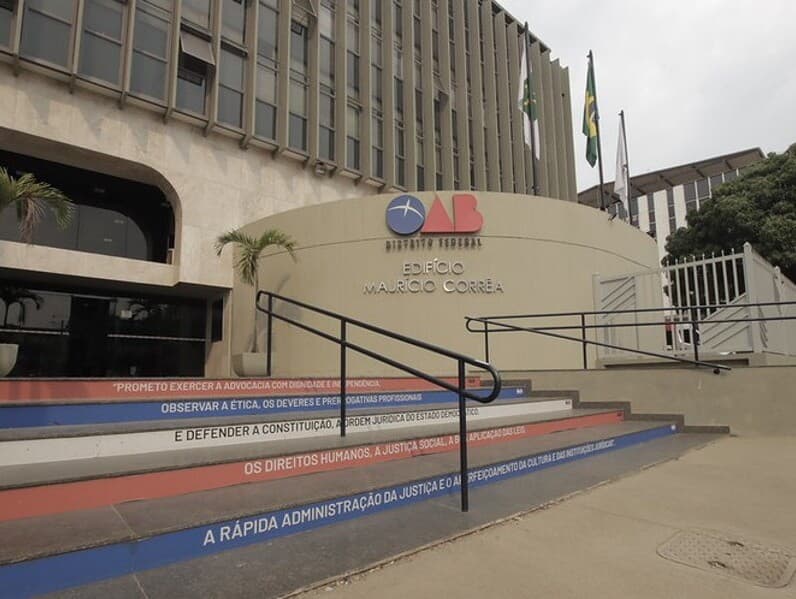 OAB/DF aprova proposta de impeachment de Moraes e Toffoli