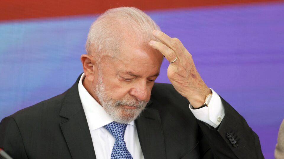 Pacote de medidas de Lula às vésperas da eleição custará bilhões