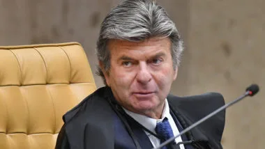 STF equipara direito à licença de mães biológicas e adotivas
