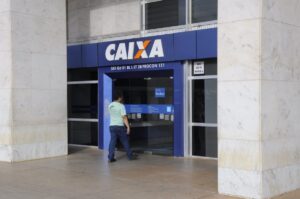 TST determina o fim da greve da Caixa e manda repor dias parados