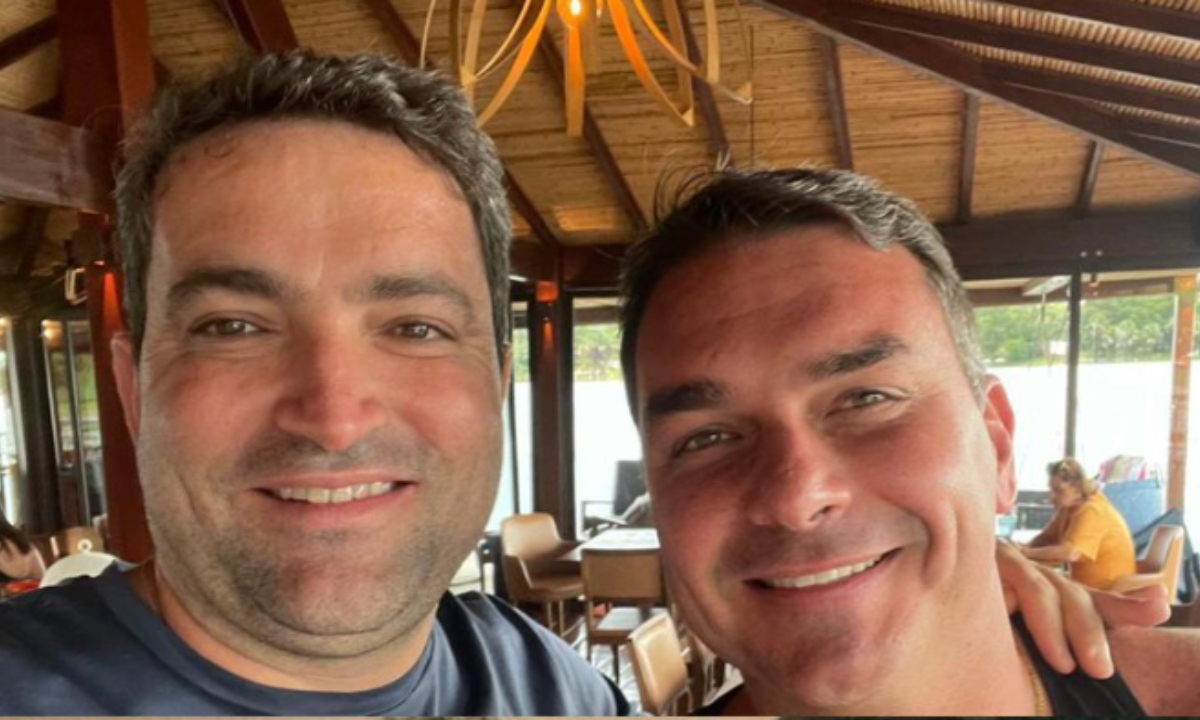 Flávio Bolsonaro é alvo de segundo inquérito no STF por suspeita de lavagem de dinheiro