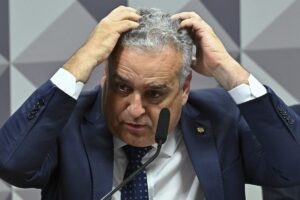 Gilmar Mendes manda arquivar pedido de investigação contra vice de Flávio por estupro de vulnerável