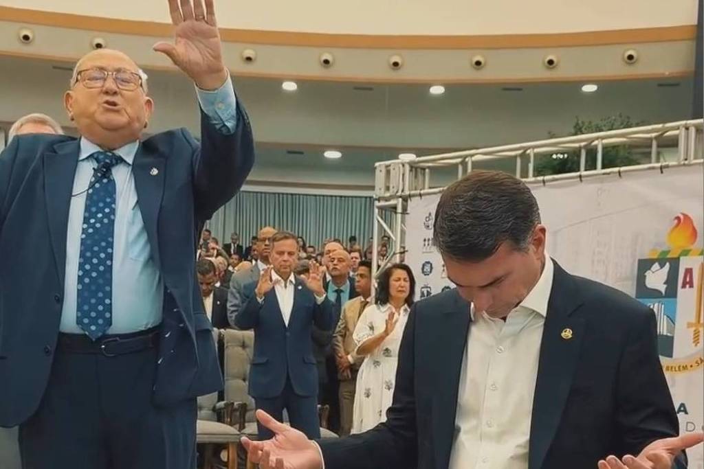 Liderança evangélica previu que Flávio perderia para Lula - 26/10/2026 - Juliano Spyer